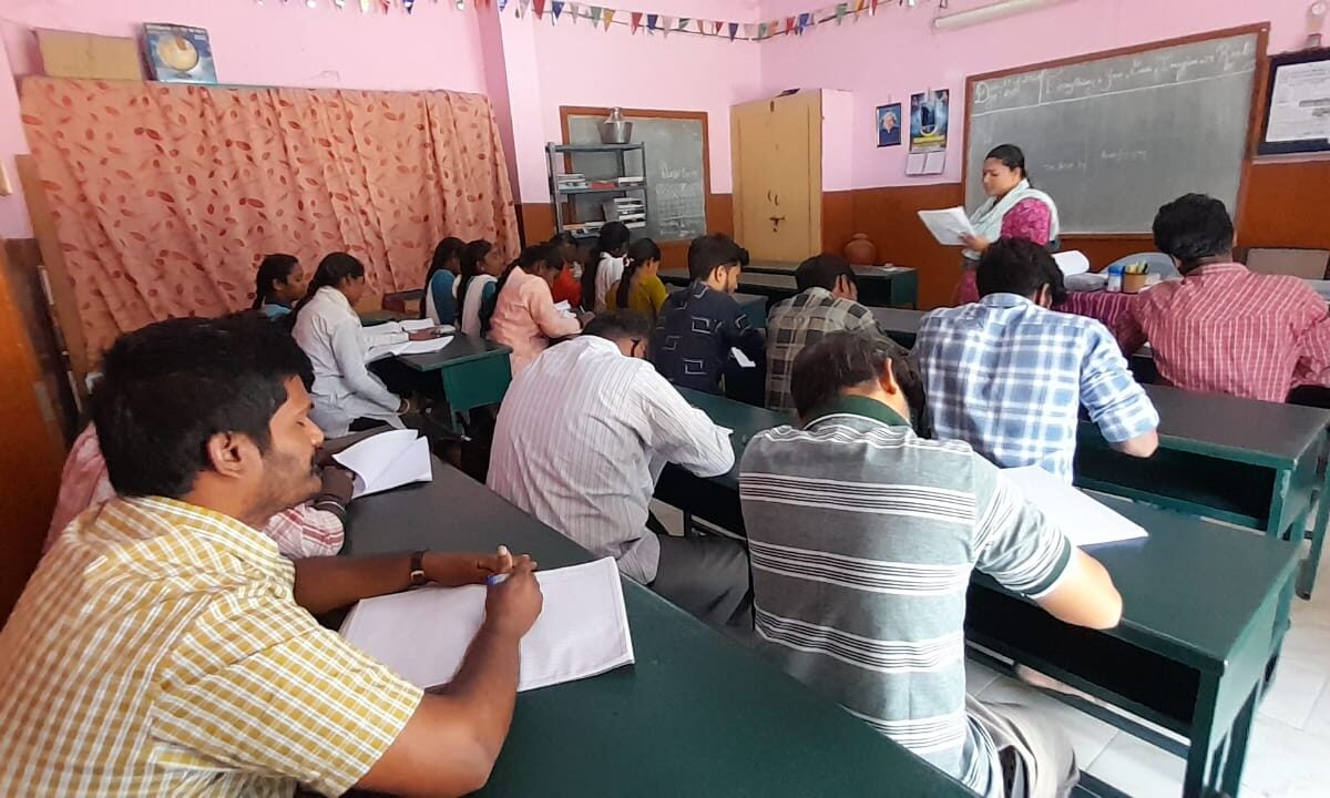 Salem Youth Empowerment Study Circle (sYESc)